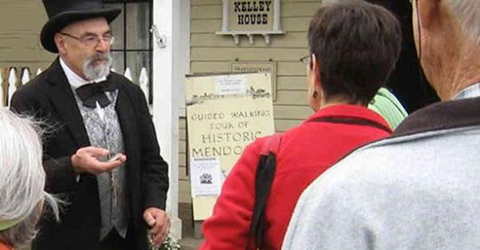 KelleyHouseDocent